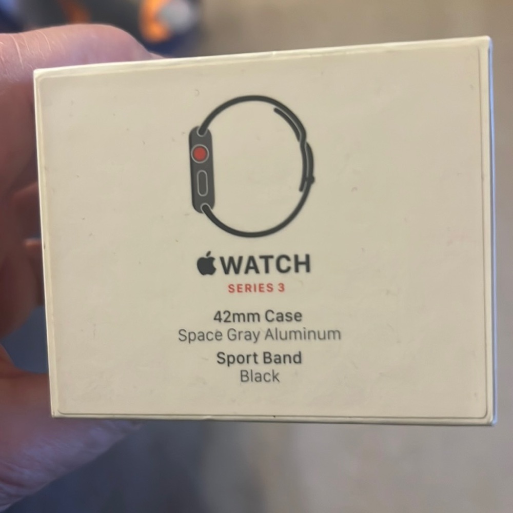 Apple Watch Series 3 42 mm space gray with GPS